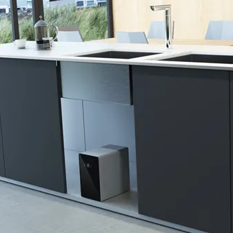 Esittelyssä pesualtaan alle lämmittävien vesiautomaattien edut